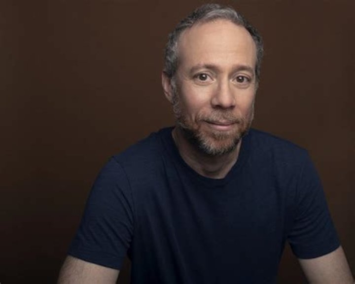 Kevin Sussman Biography